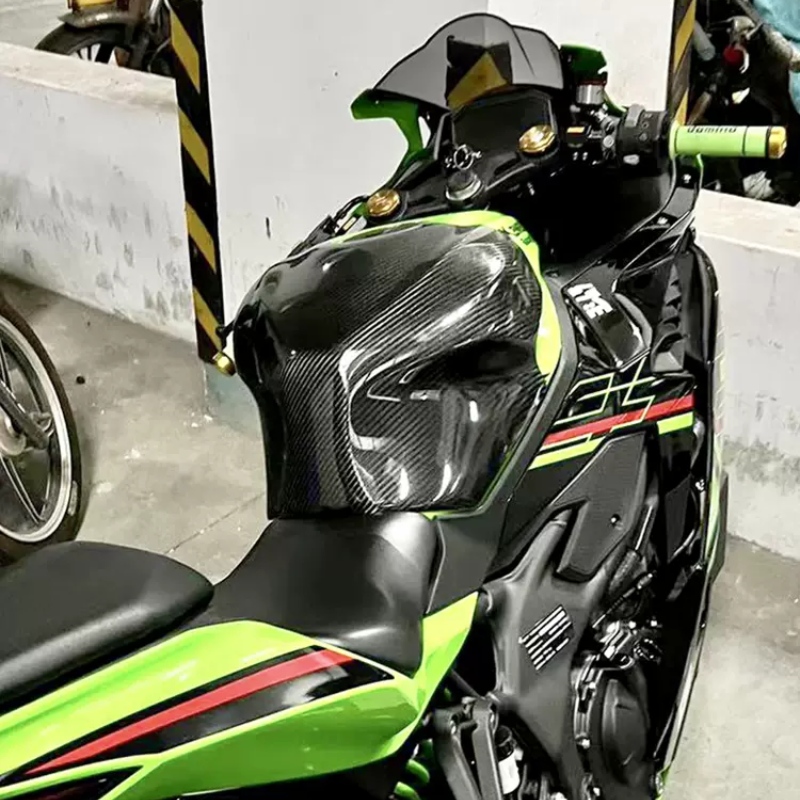 Ốp carbon bình xăng Zx4r-Zx4rr